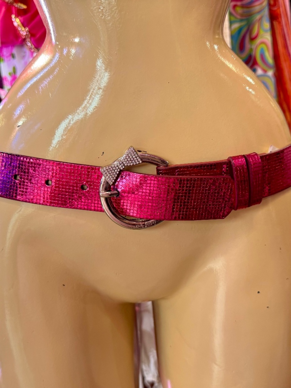 🌺Betsey Johnson Hot Pink Metallic Belt with Rhinestone Bow Buckle